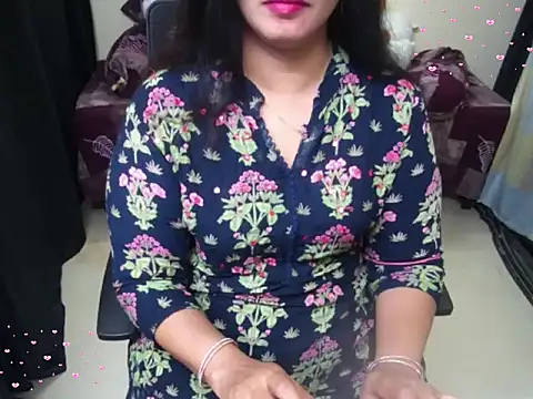 Arushisingh8888 online show from 12/16/25, 12:54