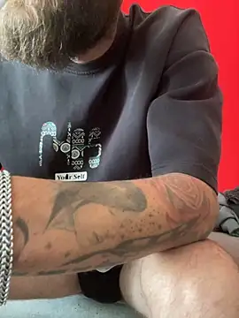 Antonio Vatooo online show from 10/12/25, 12:37