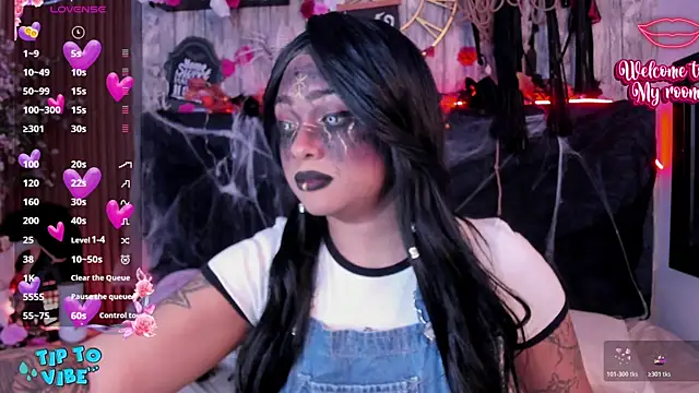 Neko Misaki online show from 10/31/25, 12:06