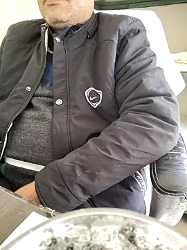 Hot-man39 online show from 12/31/24, 10:37