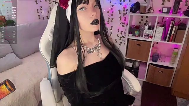 Eva-miller1 online show from 02/17/25, 09:35