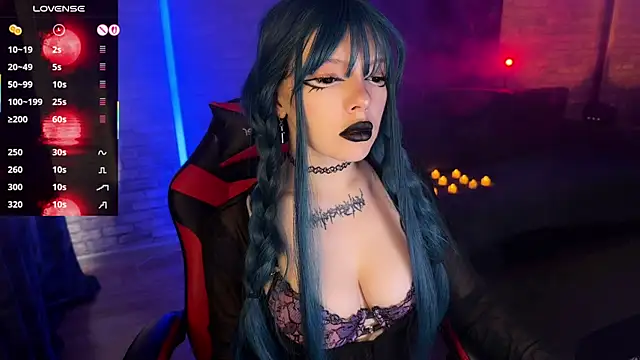 Eva-miller1 online show from 10/12/25, 10:03