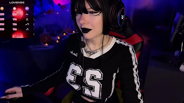 Eva-miller1 online show from 10/26/25, 10:32