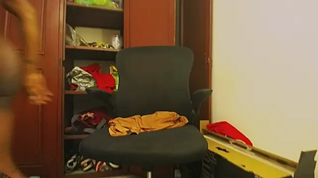 latinhot9631 online show from 02/04/26, 02:50