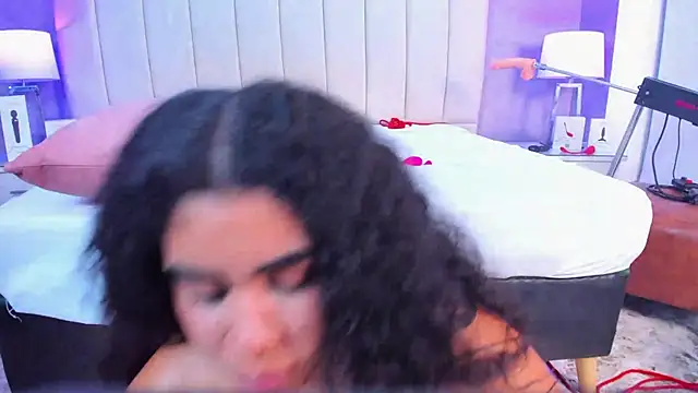 Liana Asaff online show from 02/26/25, 03:21