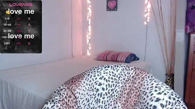 Snapshot of MitchWilson1 chatting on 09/13/25, 02:00 MitchWilson1 online show from 09/13/25, 02:00