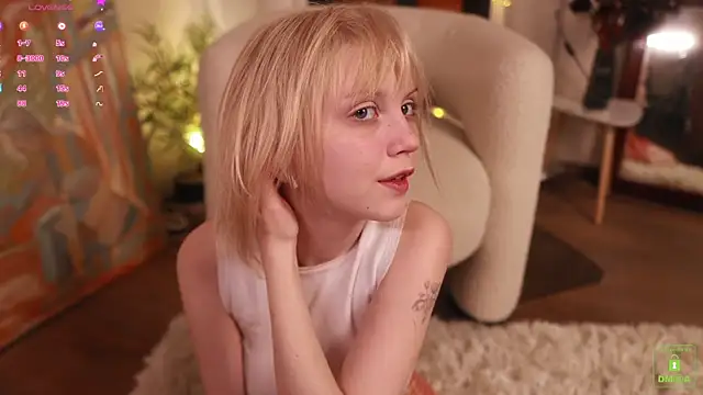 Snapshot of electric_babe chatting on 02/08/25, 02:49 electric babe online show from 02/08/25, 02:49