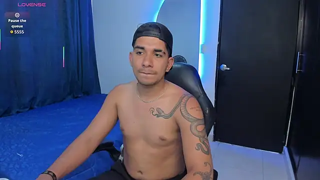 valentino santoss online show from 11/09/25, 07:56