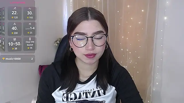 mily thomson b  online show from 01/12/25, 05:33