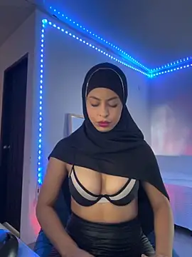 JannaNader12 online show from 10/19/25, 04:51