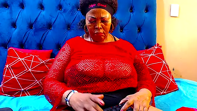 ebonycandy10 online show from 03/12/25, 12:15