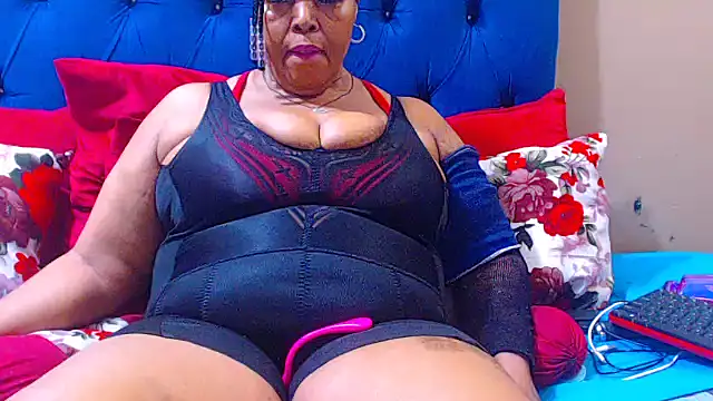 ebonycandy10 online show from 10/10/25, 06:45