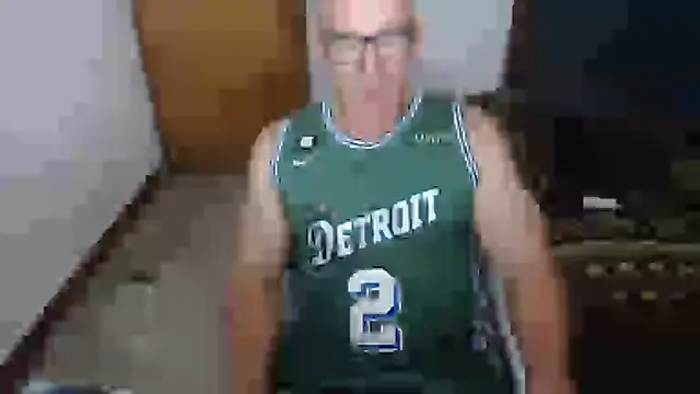 Snapshot of jefmuscle chatting on 07/20/26, 04:09 jefmuscle online show from 07/20/26, 04:09