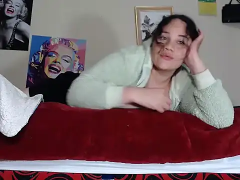 Snapshot of melissa4855 chatting on 02/21/26, 06:25 melissa4855 online show from 02/21/26, 06:25