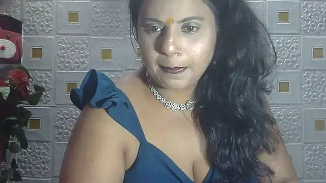 Sexy komolika online show from 03/10/25, 05:07