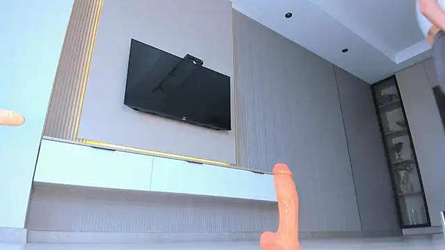 Cherrypie 001 online show from 11/29/25, 06:16