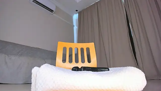 Cherrypie 001 online show from 07/31/26, 04:23