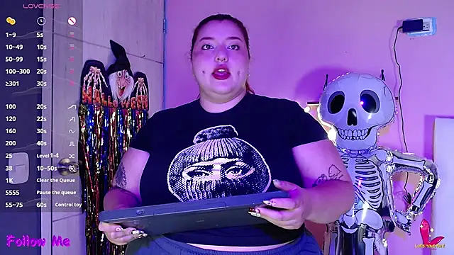 HECATE 23 online show from 10/22/25, 01:22