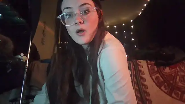 EyaDivine1 online show from 02/03/25, 12:15