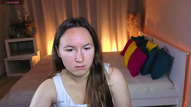 Snapshot of Little_doll_meow chatting on 09/16/25, 03:29 Little doll meow online show from 09/16/25, 03:29