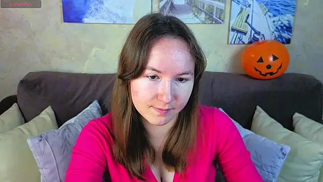 Snapshot of Little_doll_meow chatting on 10/22/25, 02:56 Little doll meow online show from 10/22/25, 02:56