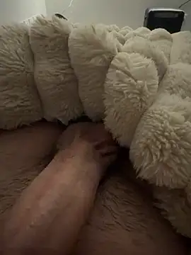 Snapshot of fuckitzer chatting on 02/14/26, 10:17 fuckitzer online show from 02/14/26, 10:17