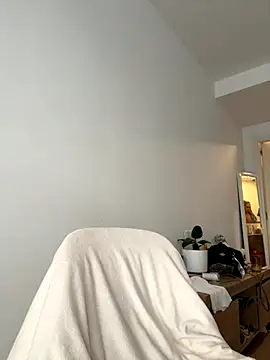 Snapshot of streetdoll chatting on 09/21/25, 07:43 streetdoll online show from 09/21/25, 07:43