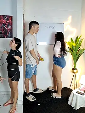 royalgirls x online show from 03/03/26, 02:07