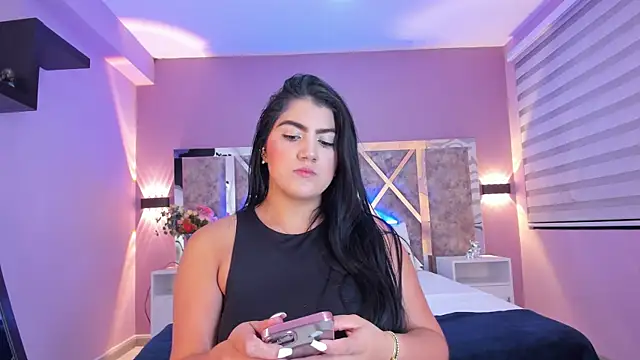 Snapshot of PaulinaDuarte chatting on 01/16/25, 01:58 PaulinaDuarte online show from 01/16/25, 01:58