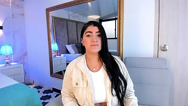 Snapshot of PaulinaDuarte chatting on 01/19/25, 12:17 PaulinaDuarte online show from 01/19/25, 12:17