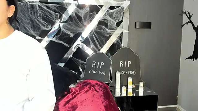 PaulinaDuarte online show from 10/30/25, 11:00