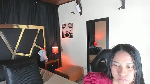 EmiliWilliams online show from 11/02/25, 09:50