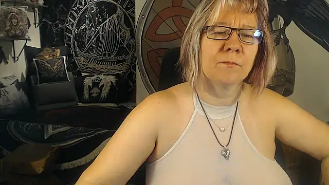 TittenMichelle online show from 10/05/25, 04:11