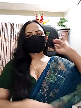 Snapshot of Payel-Sen chatting on 04/26/26, 04:48 Payel-Sen online show from 04/26/26, 04:48