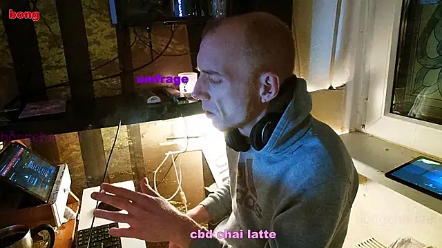 BongChannel online show from 01/03/25, 12:11