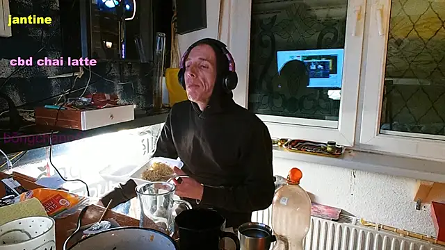 BongChannel online show from 03/07/25, 09:48