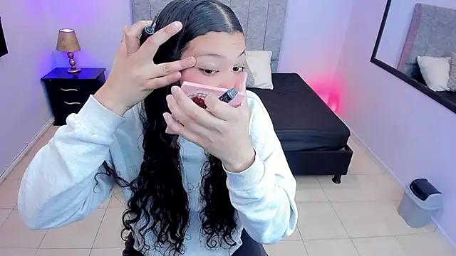 Lana stone  online show from 03/13/25, 03:11