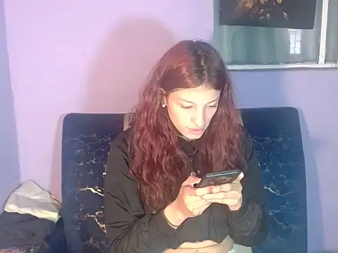 Emma-Wilson online show from 08/03/26, 06:22