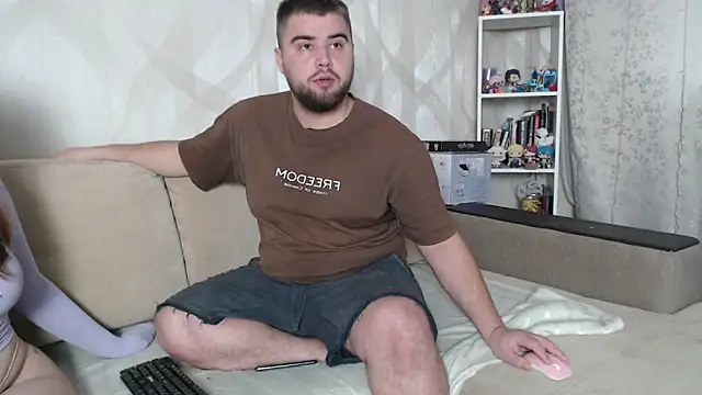 Pair of Gods  online show from 10/20/25, 03:51