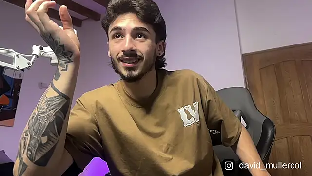 David Brown18 online show from 02/05/25, 01:47