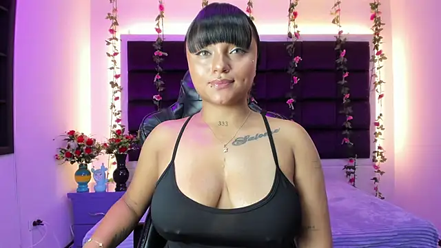 sweelanna   online show from 07/16/26, 12:49