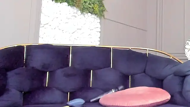 Deliciouslips online show from 09/16/25, 12:06