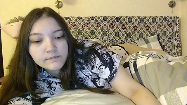 AlisaDevis online show from 02/02/25, 11:08