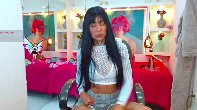 lorenapinto online show from 11/19/25, 11:38