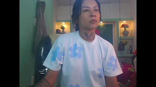 lorenapinto online show from 07/31/26, 01:27