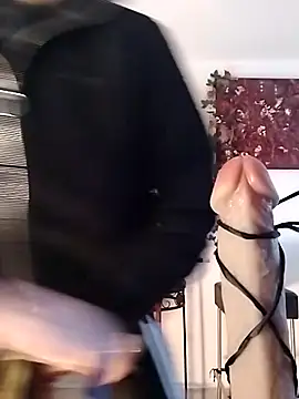 freyamoret online show from 03/08/25, 06:32