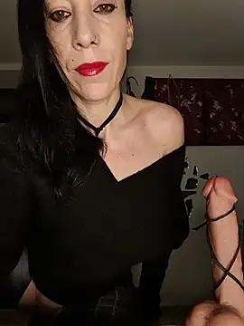 Snapshot of freyamoret chatting on 04/27/26, 02:20 freyamoret online show from 04/27/26, 02:20