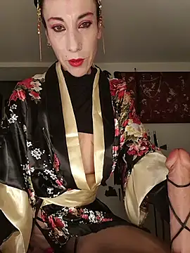Snapshot of freyamoret chatting on 05/19/26, 01:56 freyamoret online show from 05/19/26, 01:56