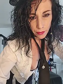 Snapshot of freyamoret chatting on 06/03/26, 11:02 freyamoret online show from 06/03/26, 11:02