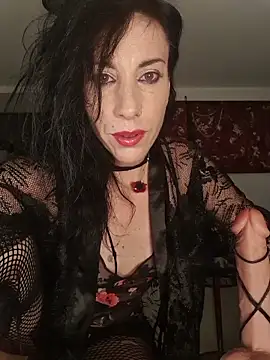 Snapshot of freyamoret chatting on 06/05/26, 02:18 freyamoret online show from 06/05/26, 02:18